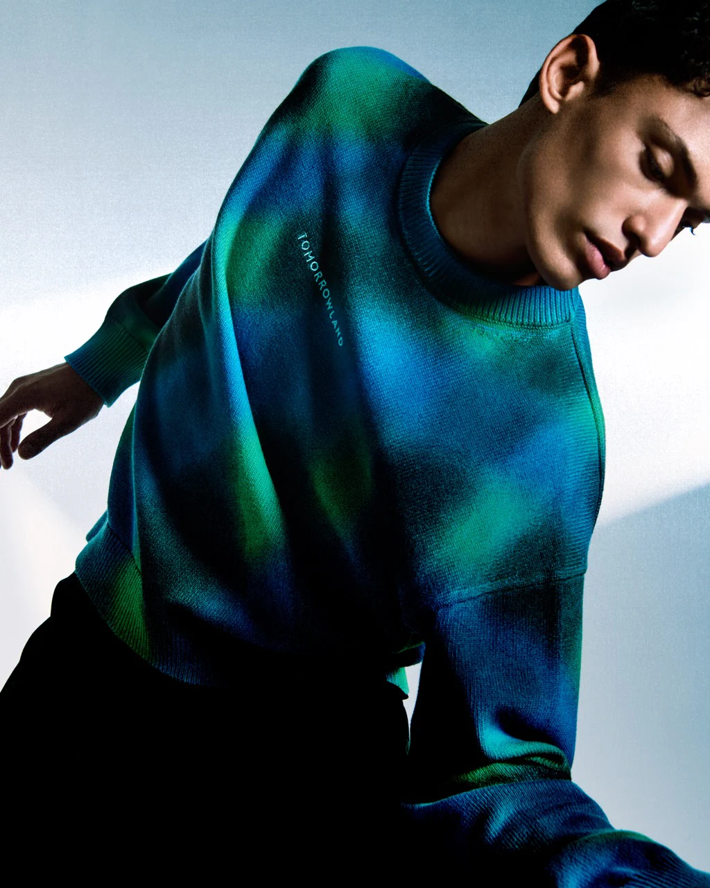 Laser Knitted Sweatshirt - Image 3